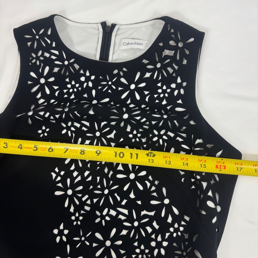 Calvin Klein Laser Cut Floral Sheath Dress Black White Casual Women Size 6P - Picture 12 of 14